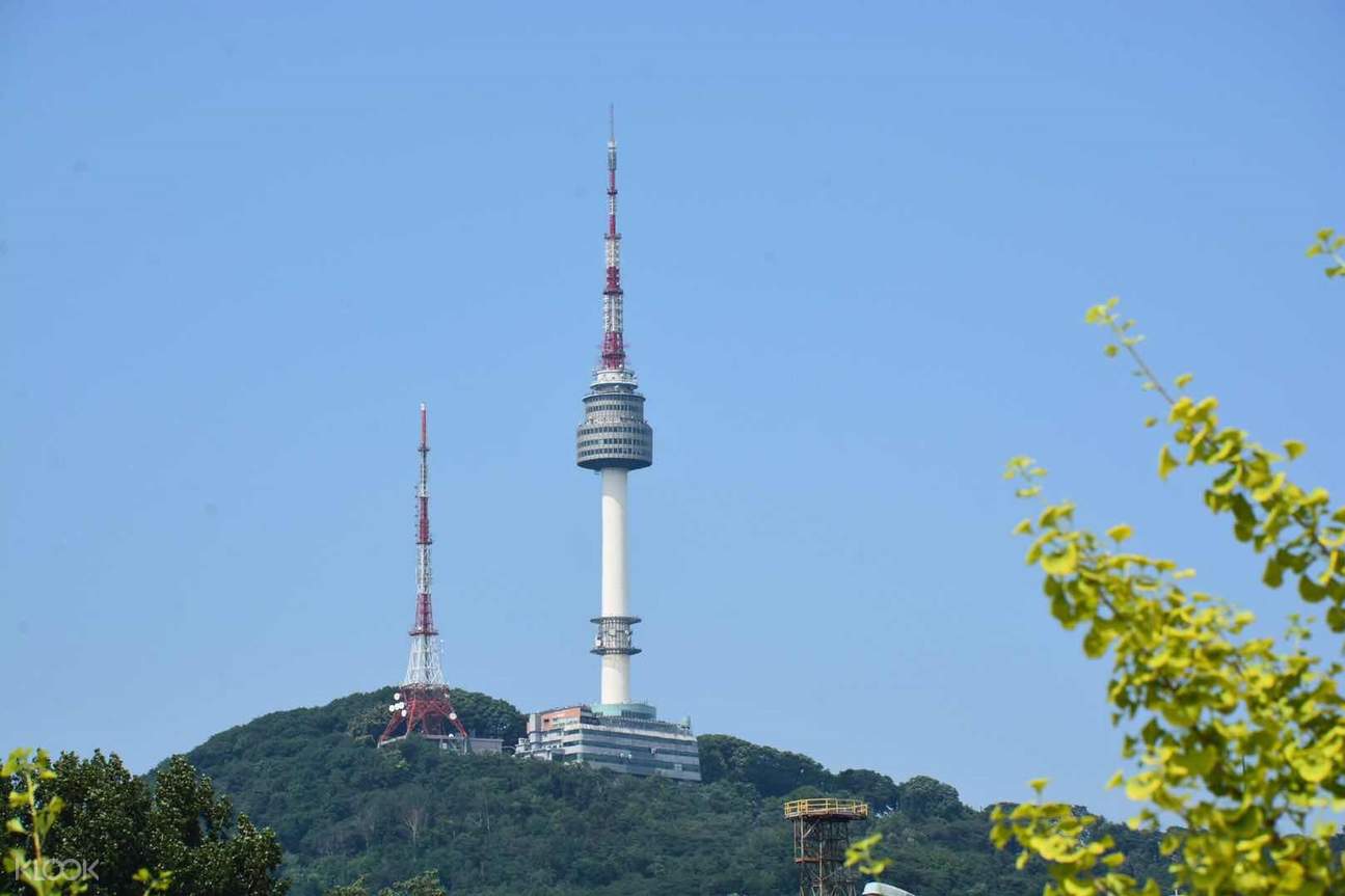 Башня N Seoul в Сеуле