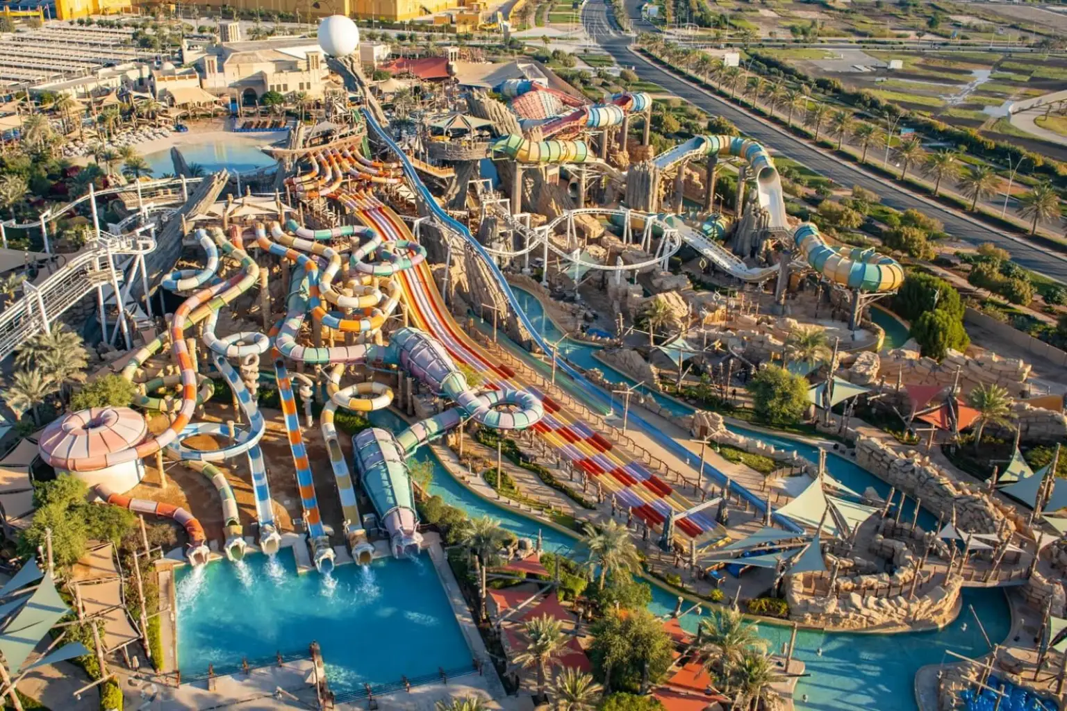 Аквапарк Yas Waterworld