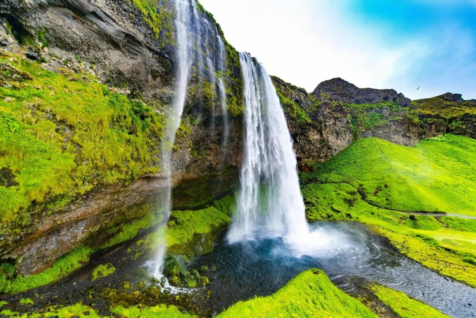 Водопад Селйяландсфосс