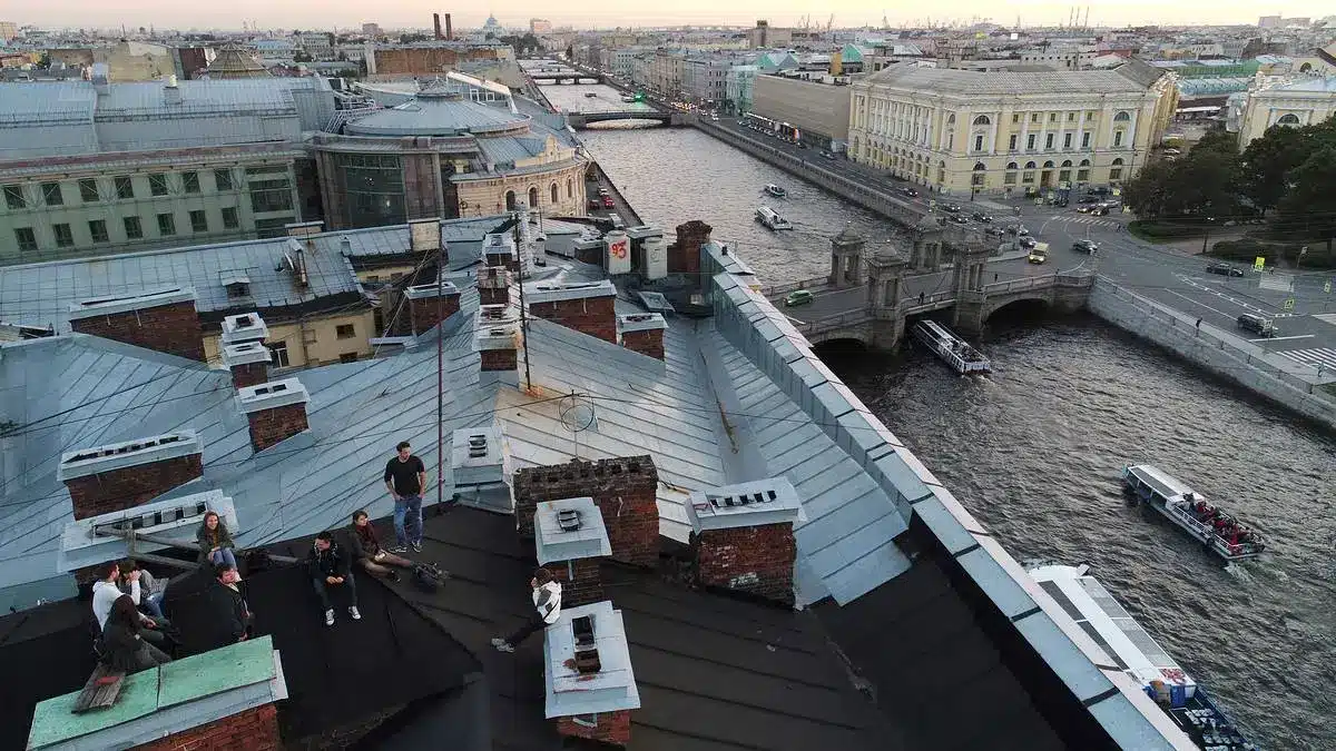 Крыши на набережной Фонтанки