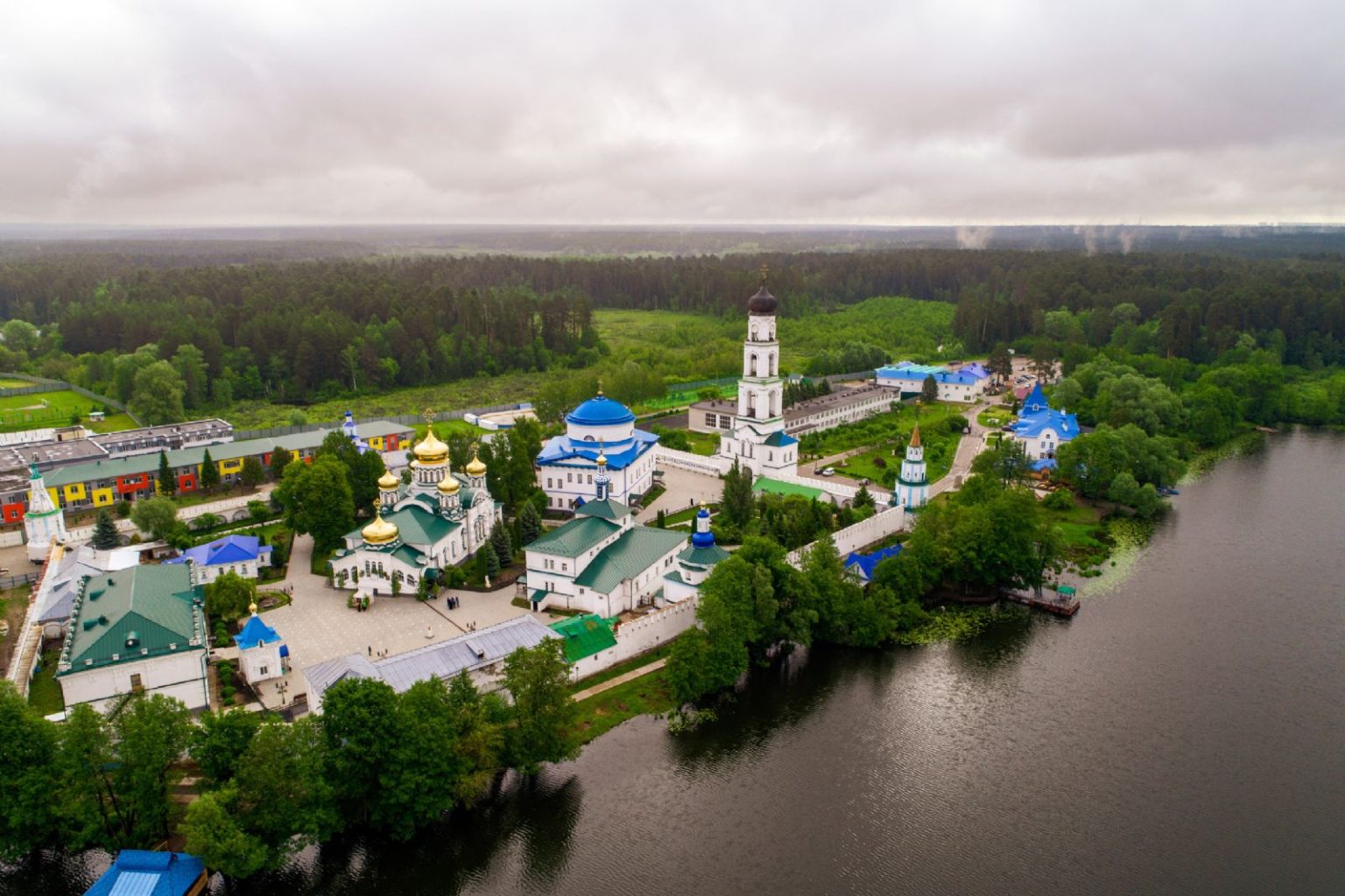 Раифский монастырь в Казани