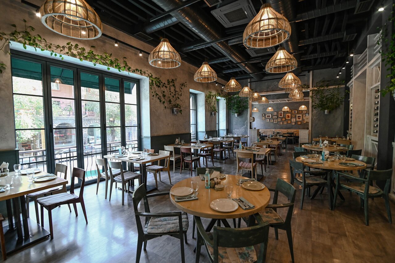 Lavash Restaurant