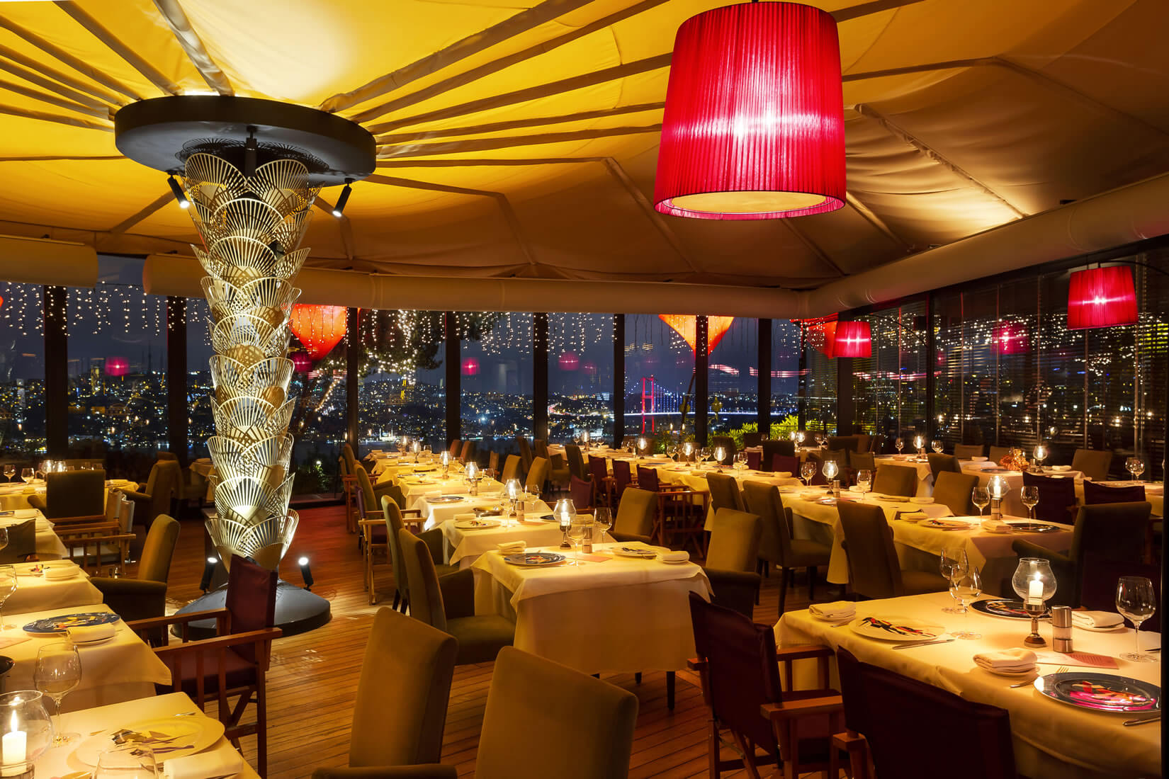 Ресторан Sunset Grill & Bar с видом на Босфор