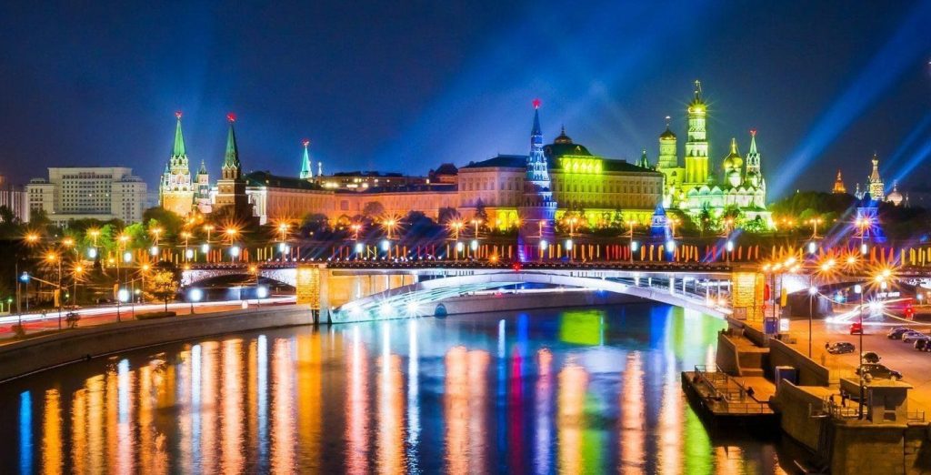 Что взять с собой в Москву: полный чек-лист и как подготовиться к поездке
