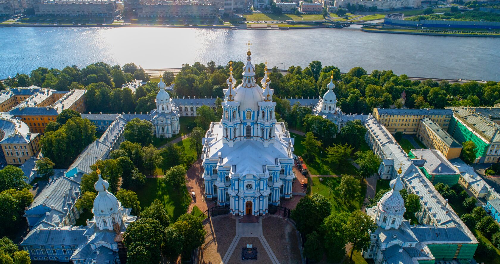 Смольный монастырь