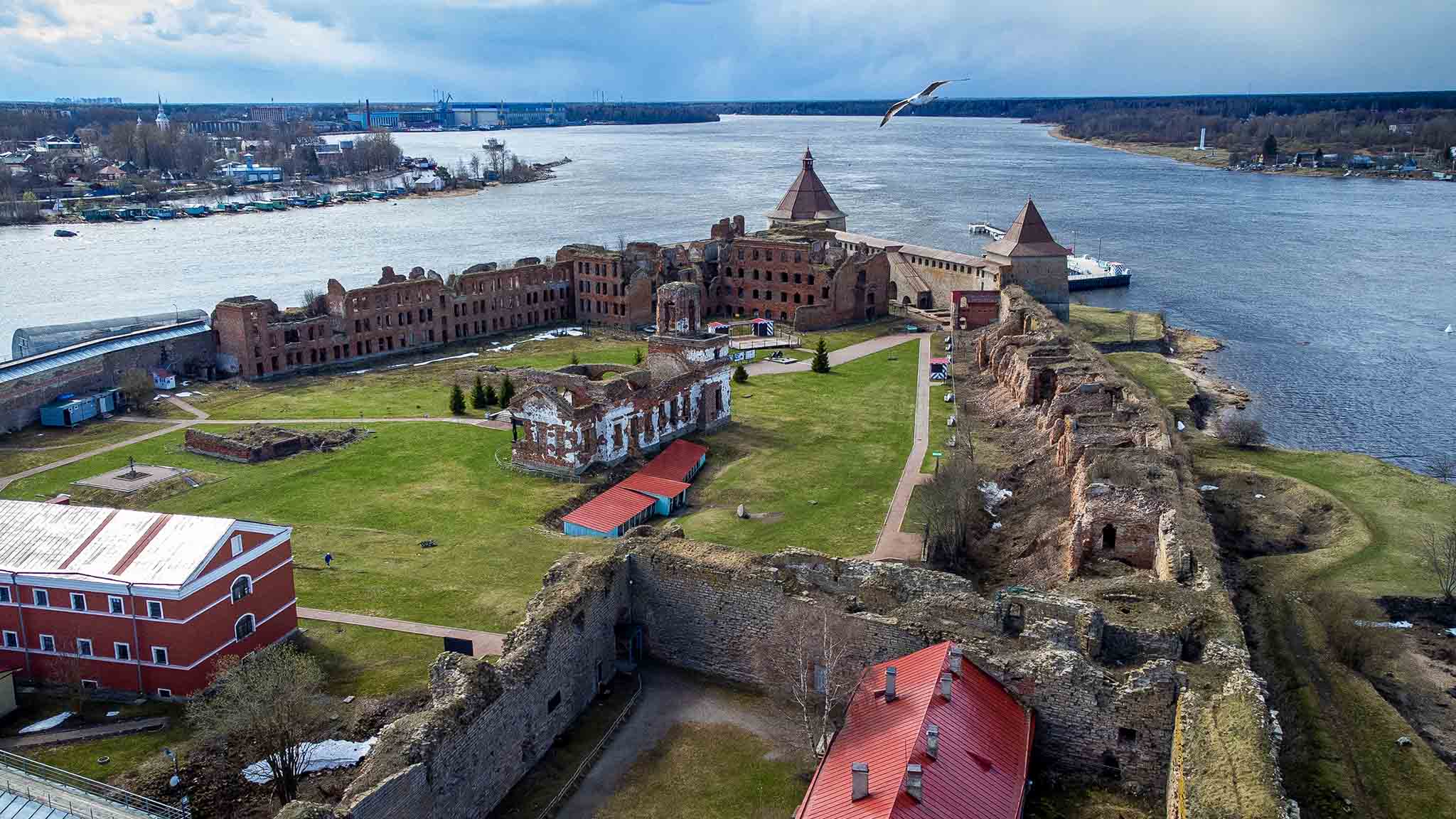 Экскурсии в Шлиссельбург и крепость Орешек