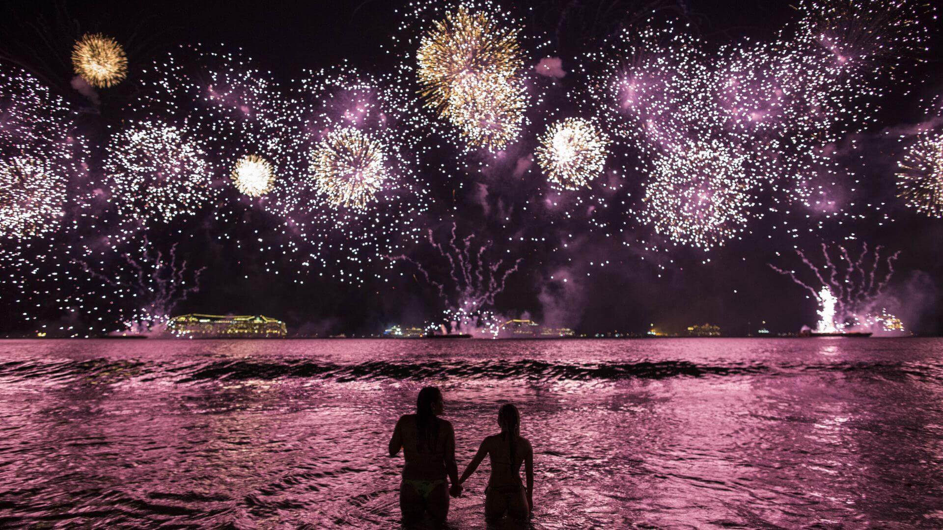 Новогодний фейерверк