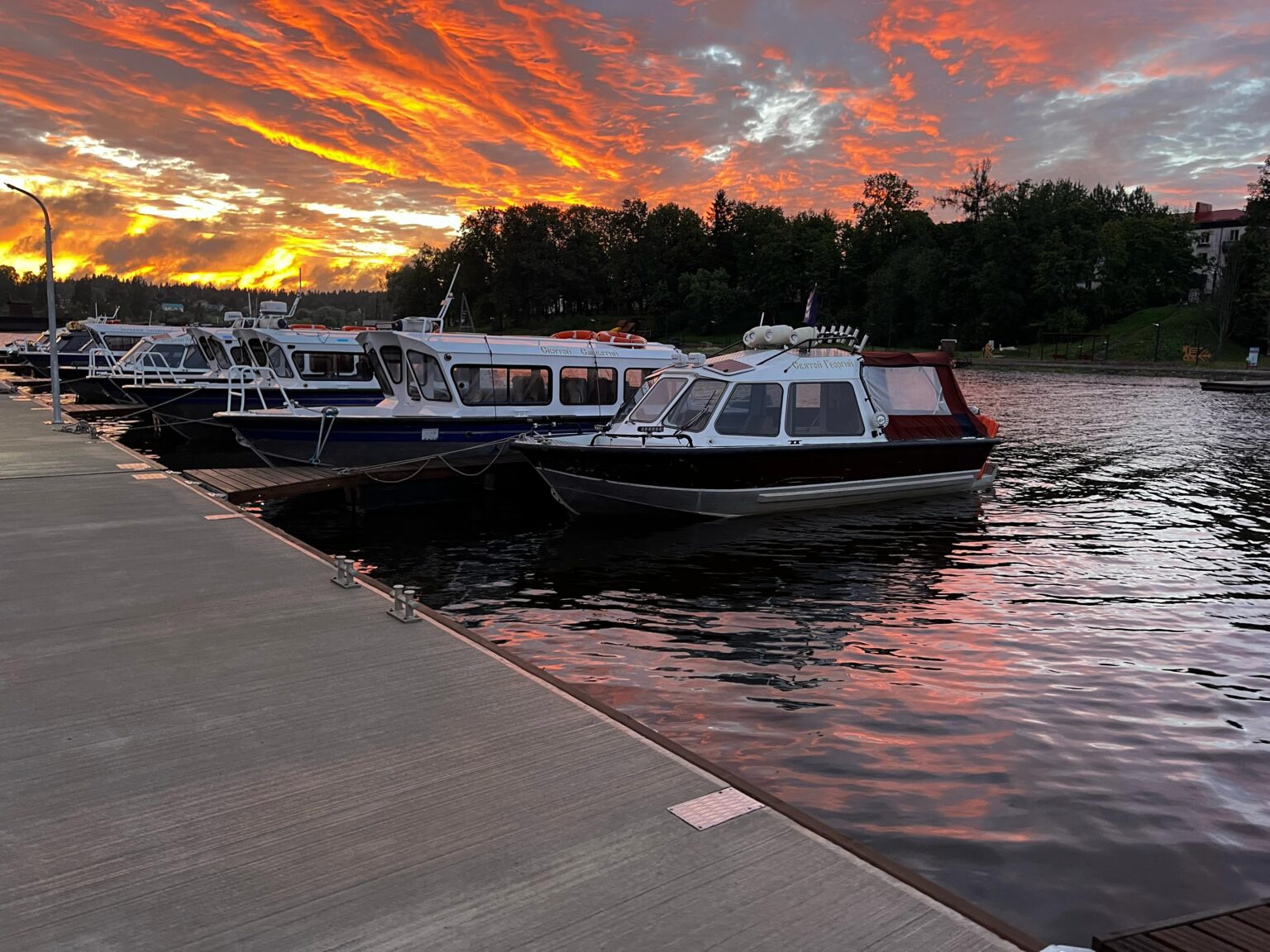 Лодки в Ладожских шхерах