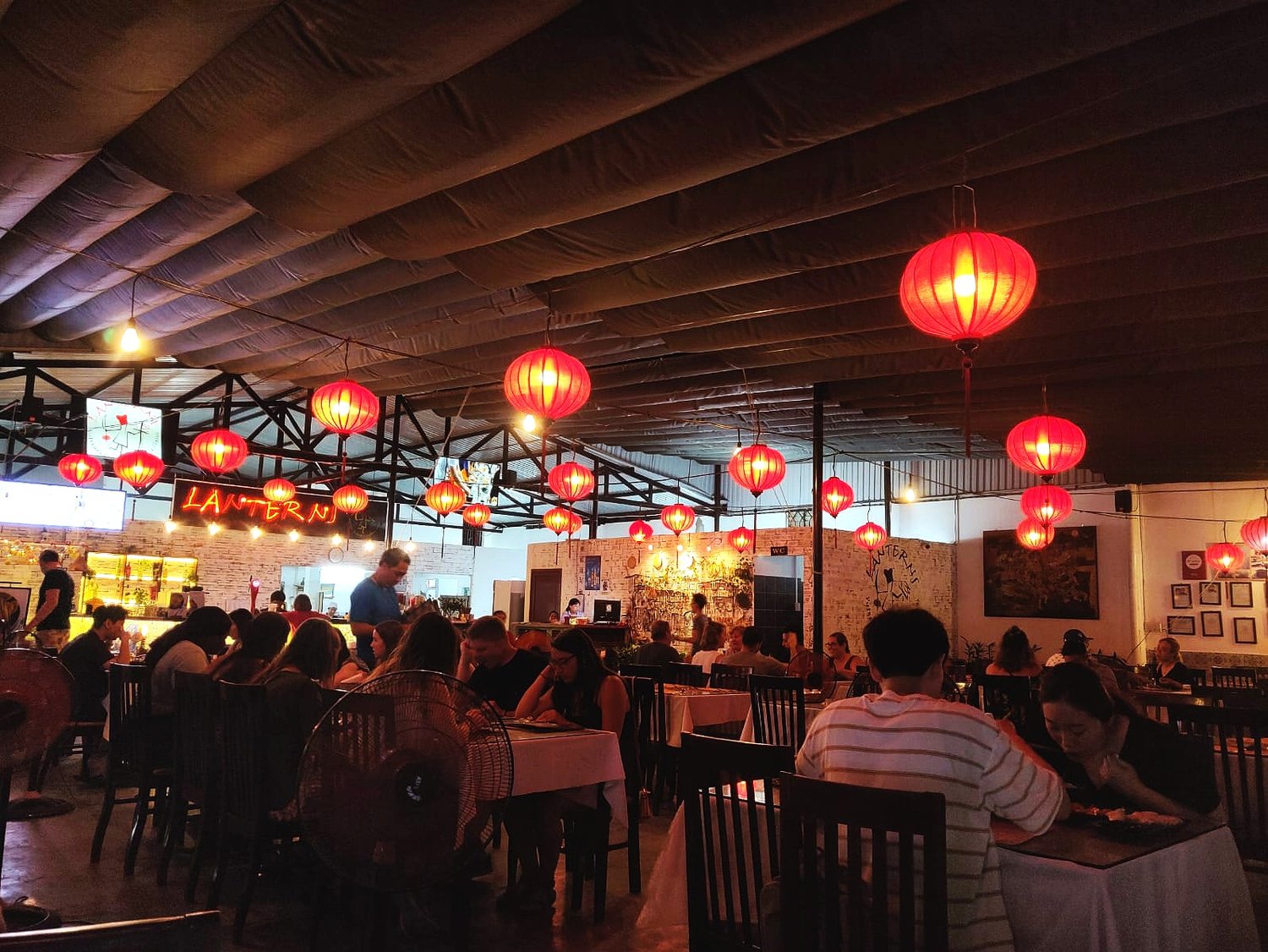 Lanterns Vietnamese Restaurant